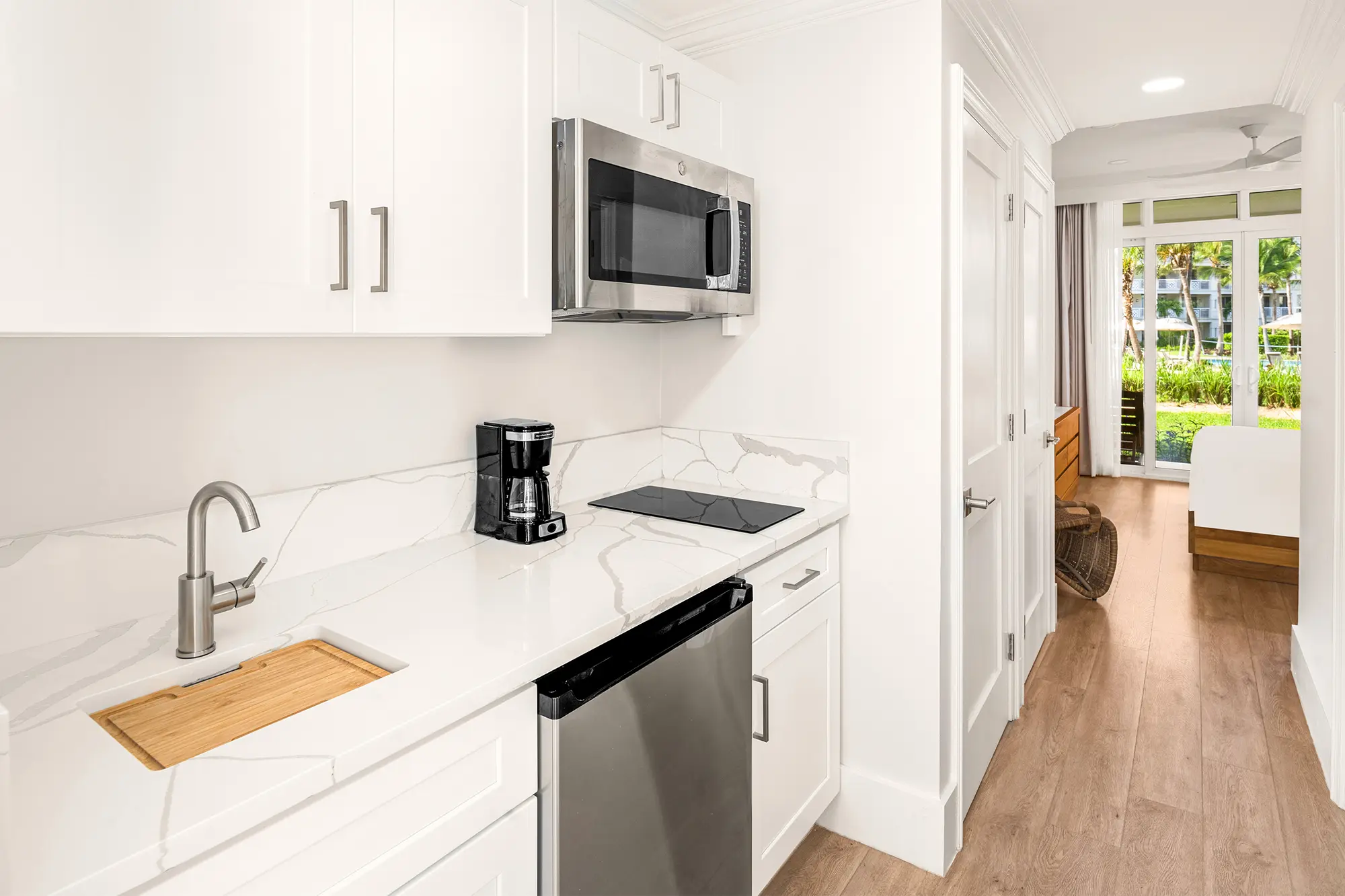 AlexandraResort-All-Inclusive-DeluxeGardenStudio-Kitchenette
